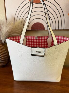 GUESS White Pebbled Tote Bag with Red Gingham Lining
